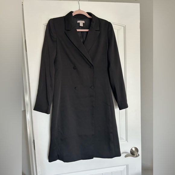 H&M Dresses & Skirts - H&M Classic Black Blazer Dress